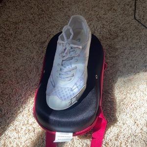 Nfinity cheer shoes